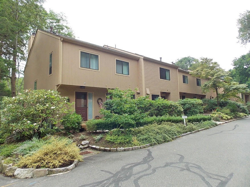 202 River W unit 202, Greenwich, CT 06831 - photo 1