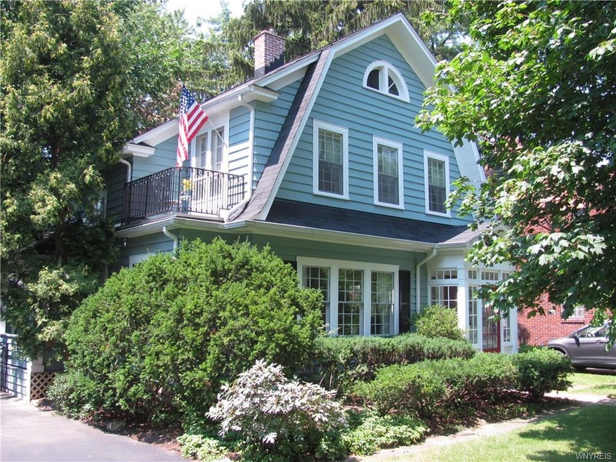 Welcome home to 63 Amherstdale Road