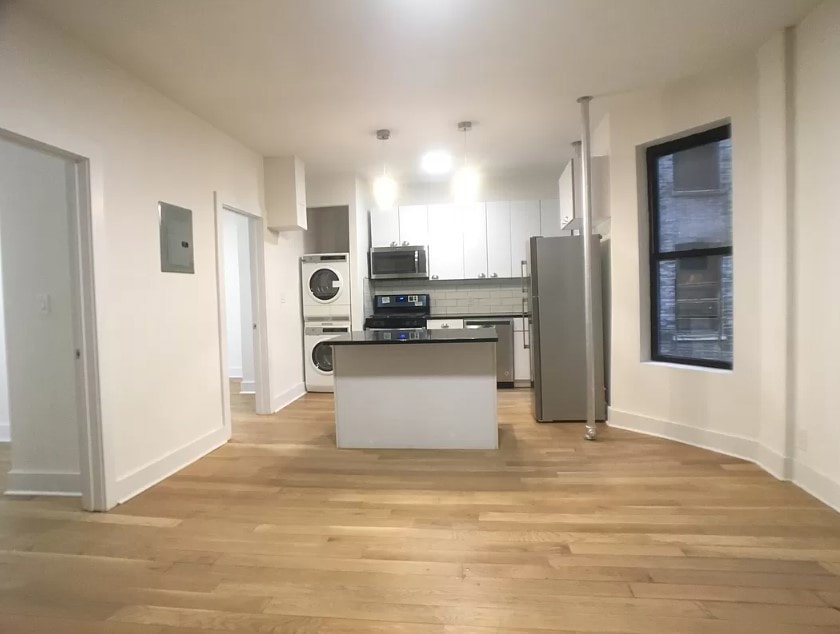 65 Nagle Ave unit 2B, New York, NY 10040 - photo 1