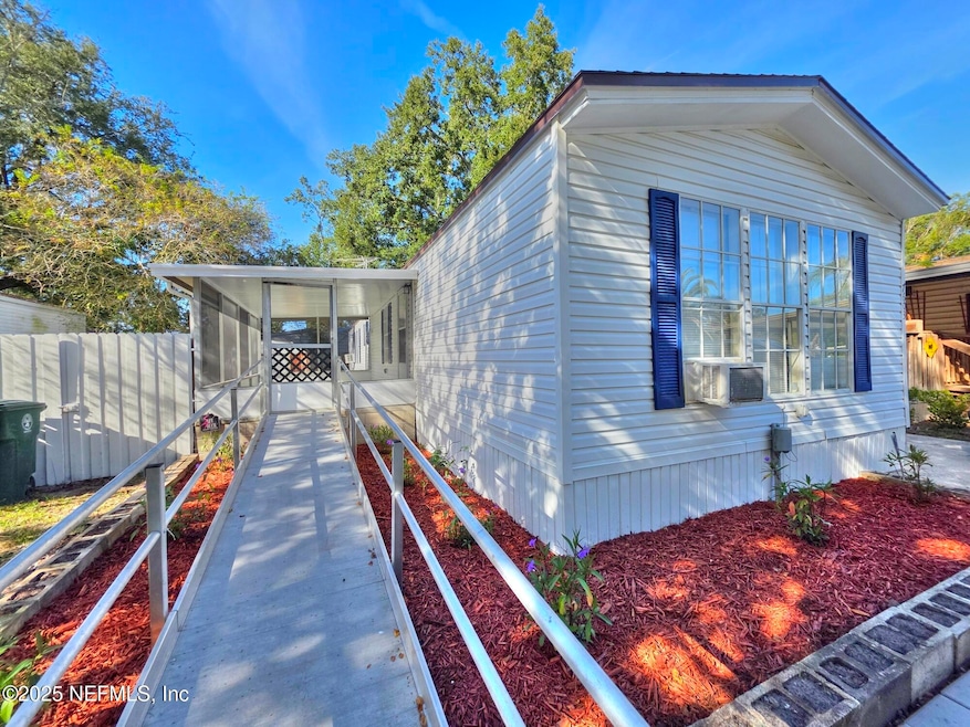 For Rent $1,395/month