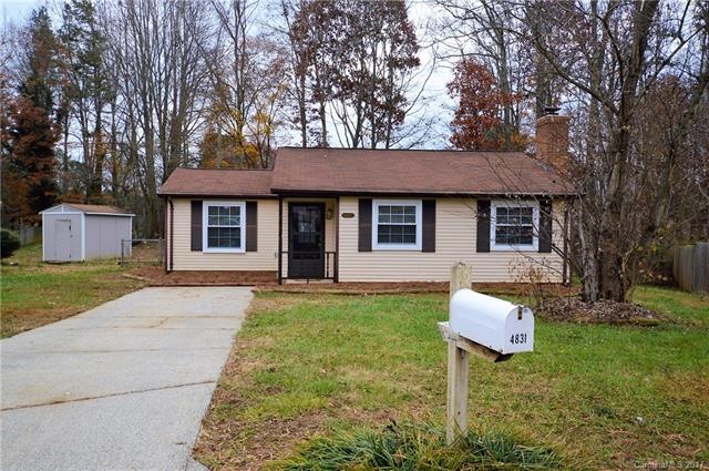 Nice ranch home with great yard! Long driveway, pr