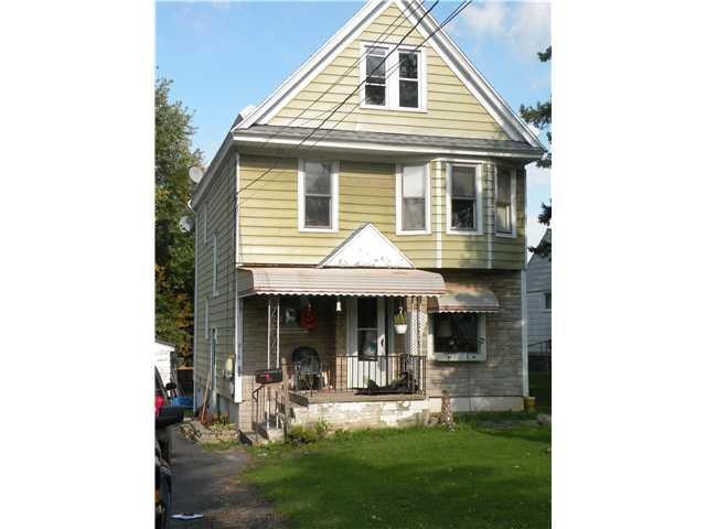 Exterior Front. 2 Family home located on Main Stre