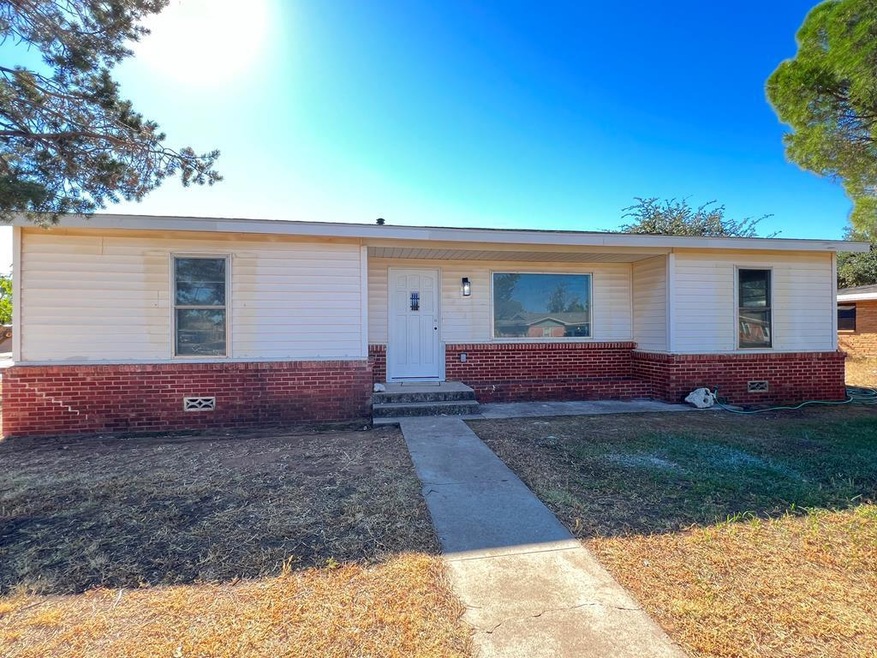 2401 Storey Ave, Midland, TX 79701 - photo 1