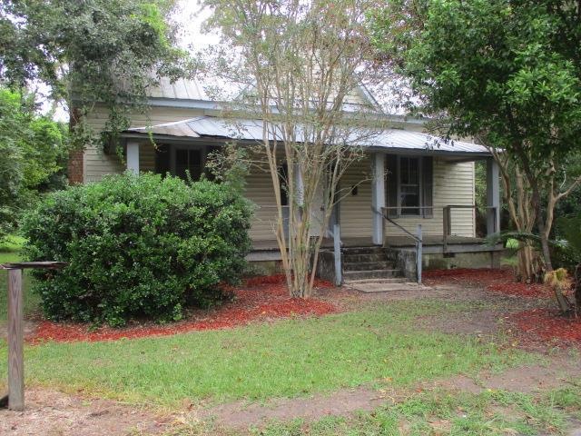 367 W Railroad St S, Pelham, GA 31779 - photo 1