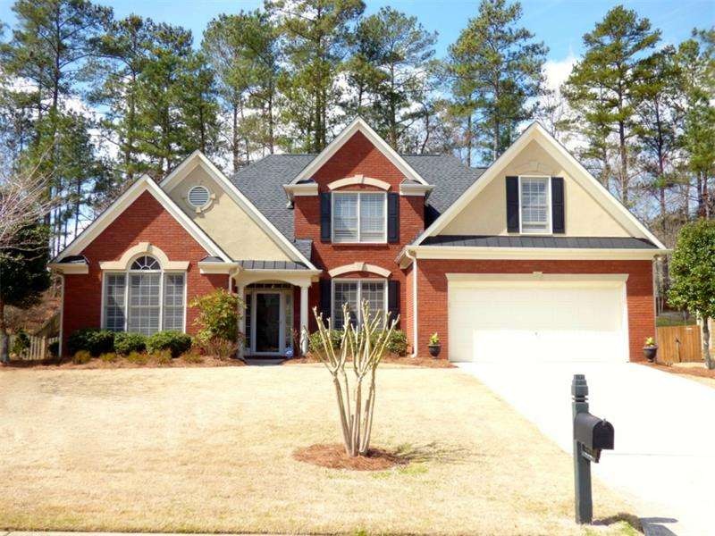 Stunning Master on the Main in Camden Pointe situa
