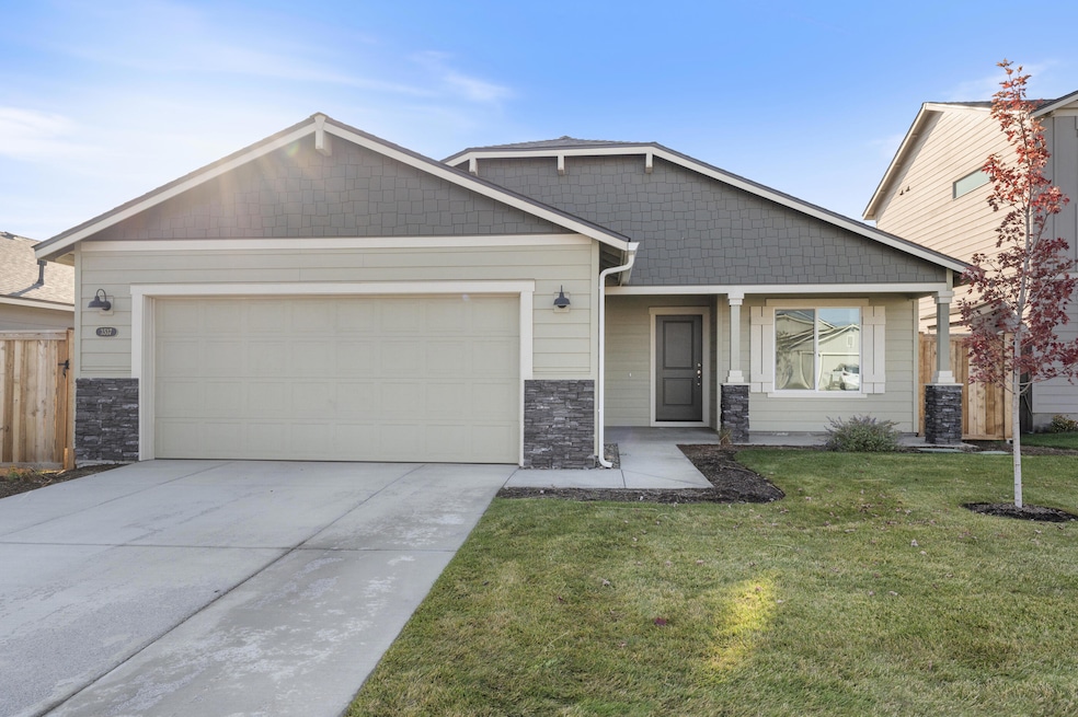 3537-nw-10th-pl-redmond-or-97756-130