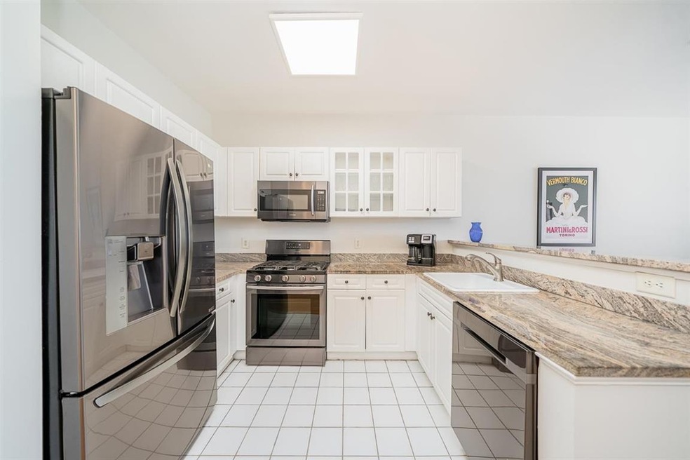 30 Constitution Way unit 304, Jersey City, NJ 07305 - photo 1