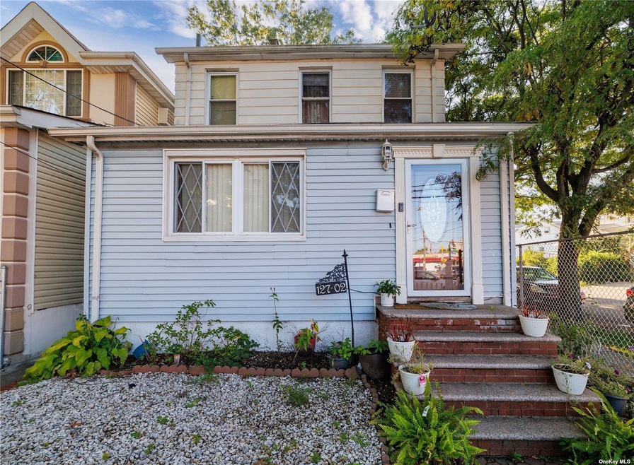 127-02 177th St, Jamaica, NY 11434 - photo 1