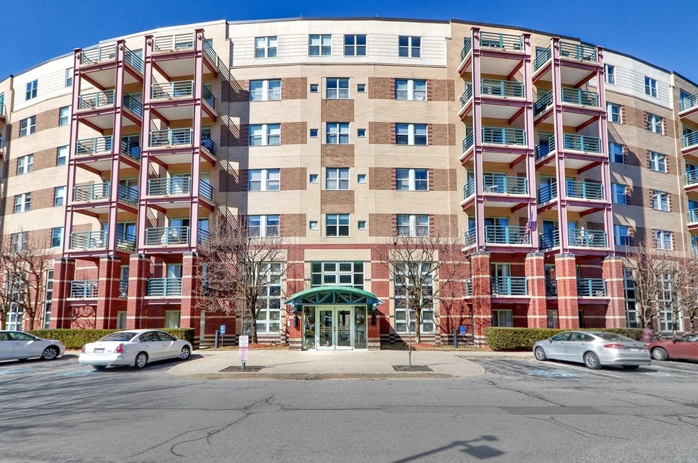 273 Cambridge Rd unit 302, Woburn, MA 01801 - photo 1