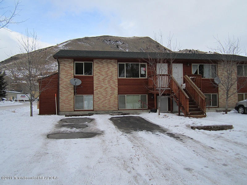 955 Smith Ln, Unit 1-1, Bldg 1 (aka E-1)