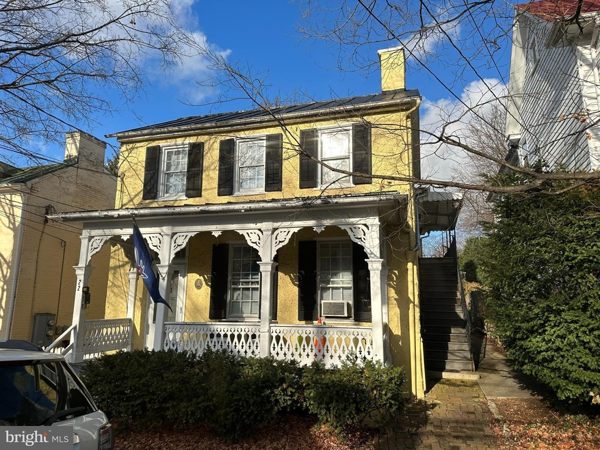 22 Peyton St unit 3, Winchester, VA 22601 - photo 1