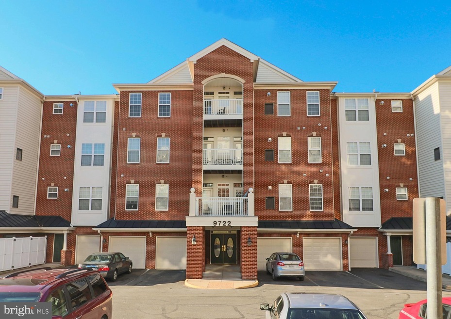 9722 Holmes Place unit 202, Manassas Park, VA 20111 - photo 1