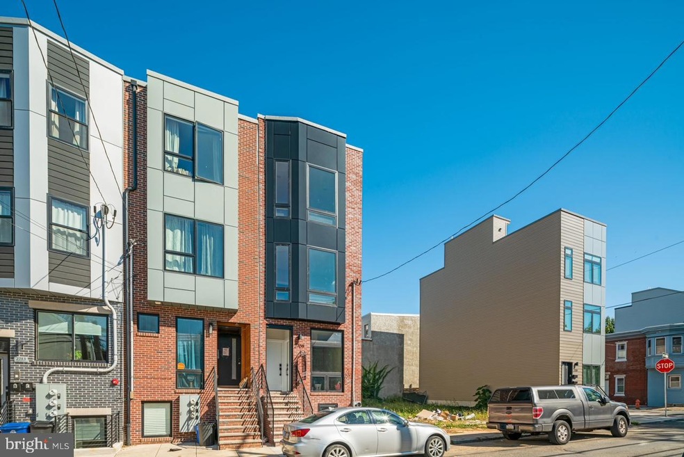 2709 W Jefferson St unit 2, Philadelphia, PA 19121 - photo 1