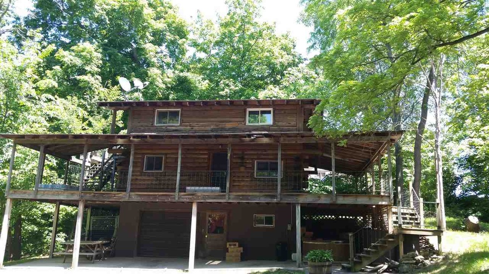 116 East St, Potosi, WI 53820 - photo 1