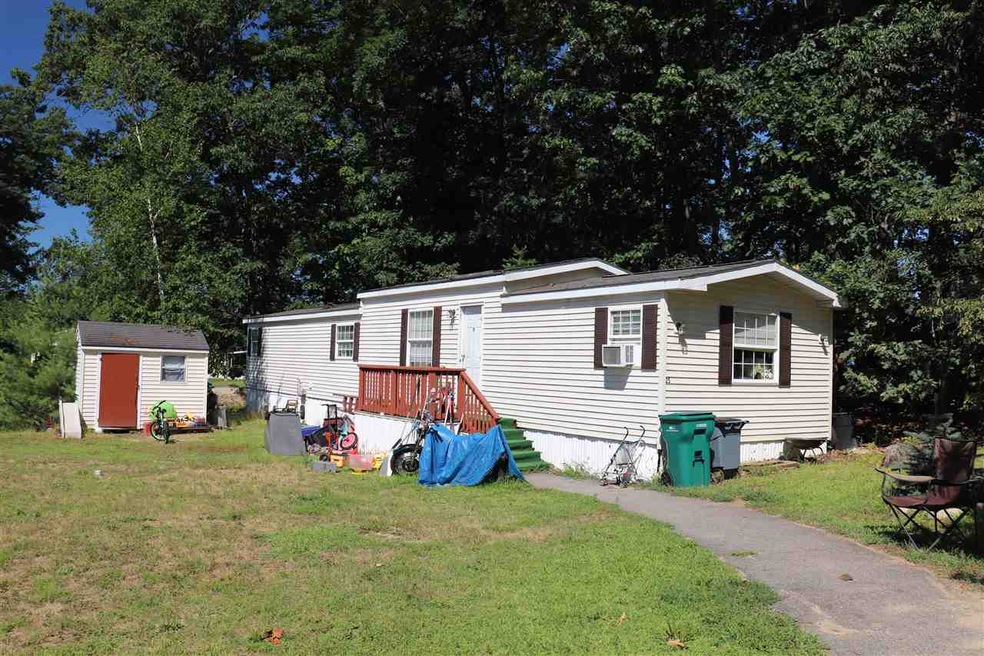 25 Riverview Dr, Rochester, NH 03867 - photo 1