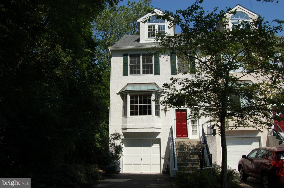 3039 Mitchell Ct, Lafayette Hill, PA 19444 - photo 1