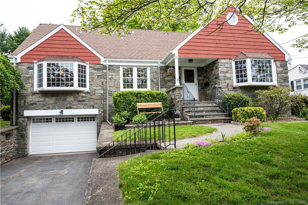 27 Windy Ridge, Trumbull, CT 06611 - photo 1