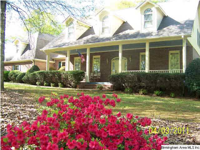 Traditional, all-brick beautiful home on a level b