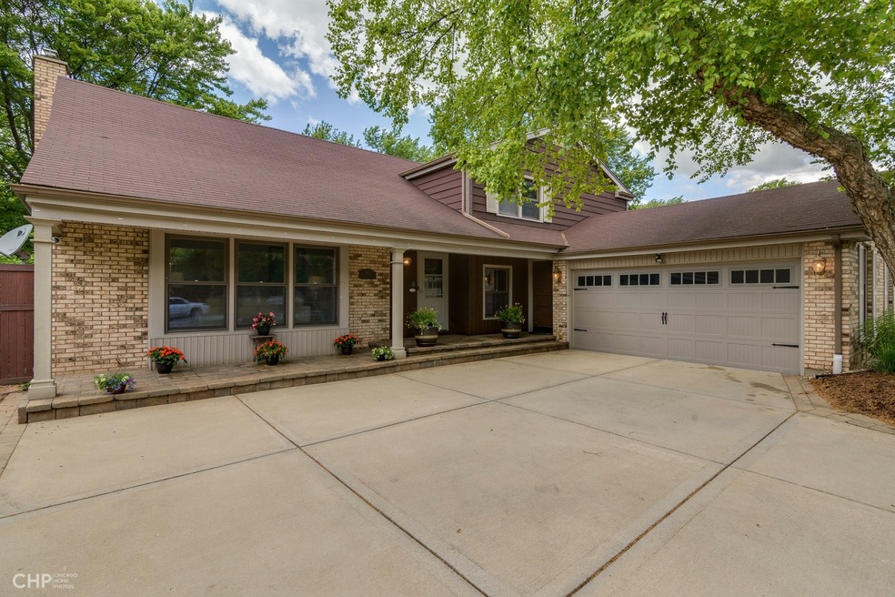 1541 Aztec Cir, Naperville, IL 60563 - photo 1