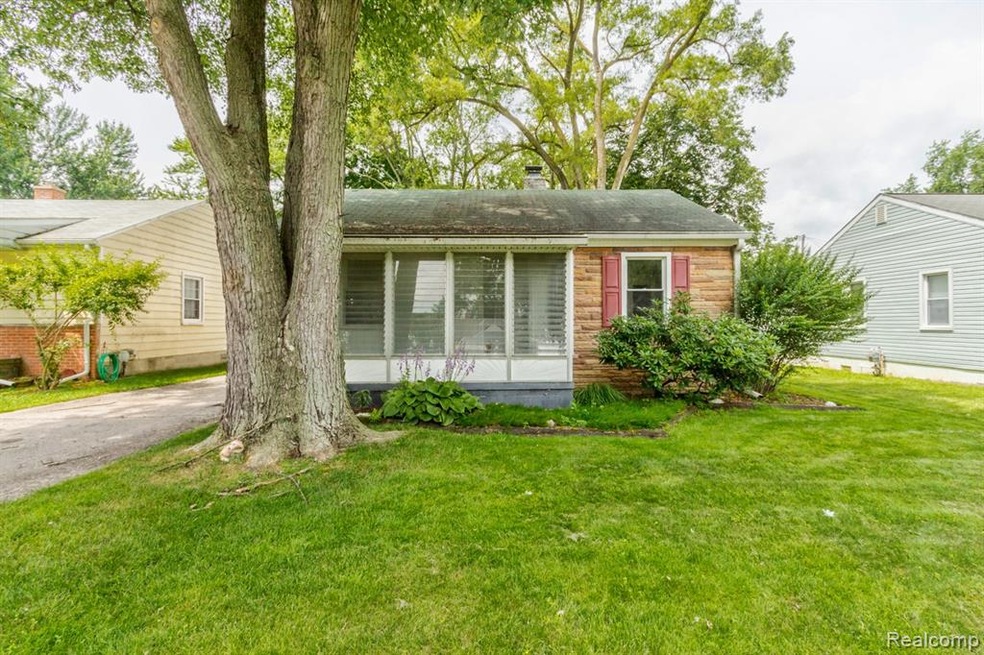 Adorable Livonia Ranch