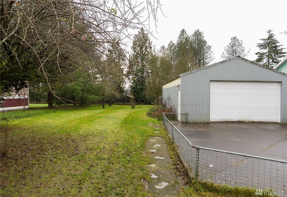 3425 Pacific Way, Longview, WA 98632 - photo 1