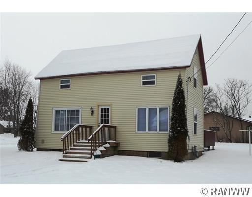 1520 2nd Ave SE, Menomonie, WI 54751 - photo 1