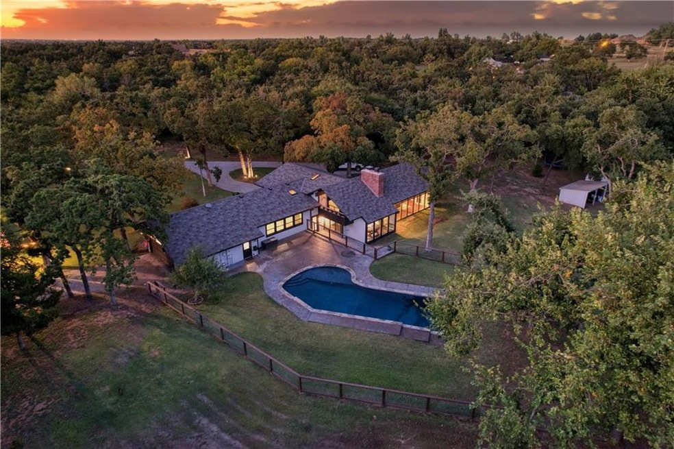 2500 Bobwhite Trail, Edmond, OK 73025 - photo 1