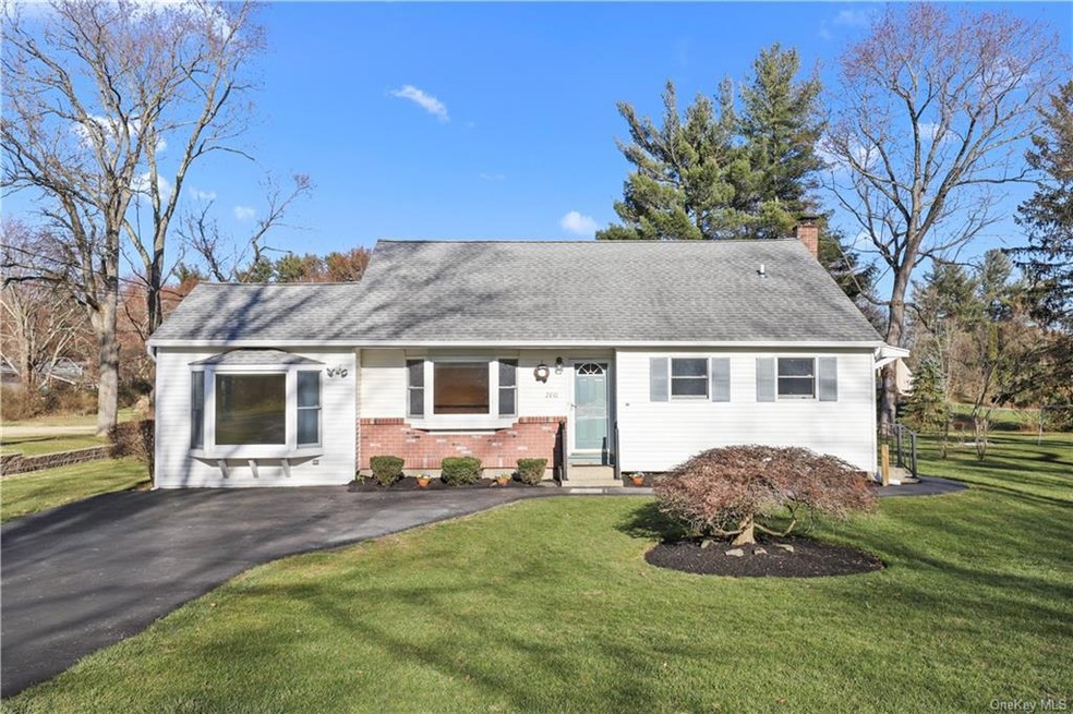 2810 Hedge St, Yorktown Heights, NY 10598 - photo 1