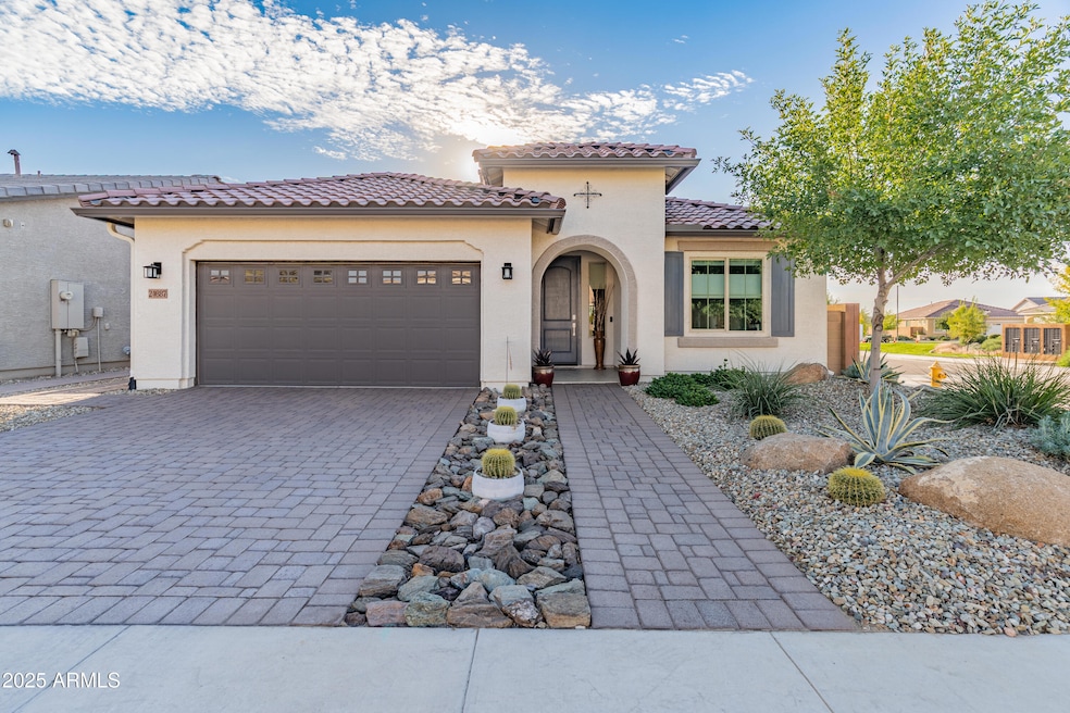 24887 N 172nd Dr, Surprise, AZ 85387 - photo 1