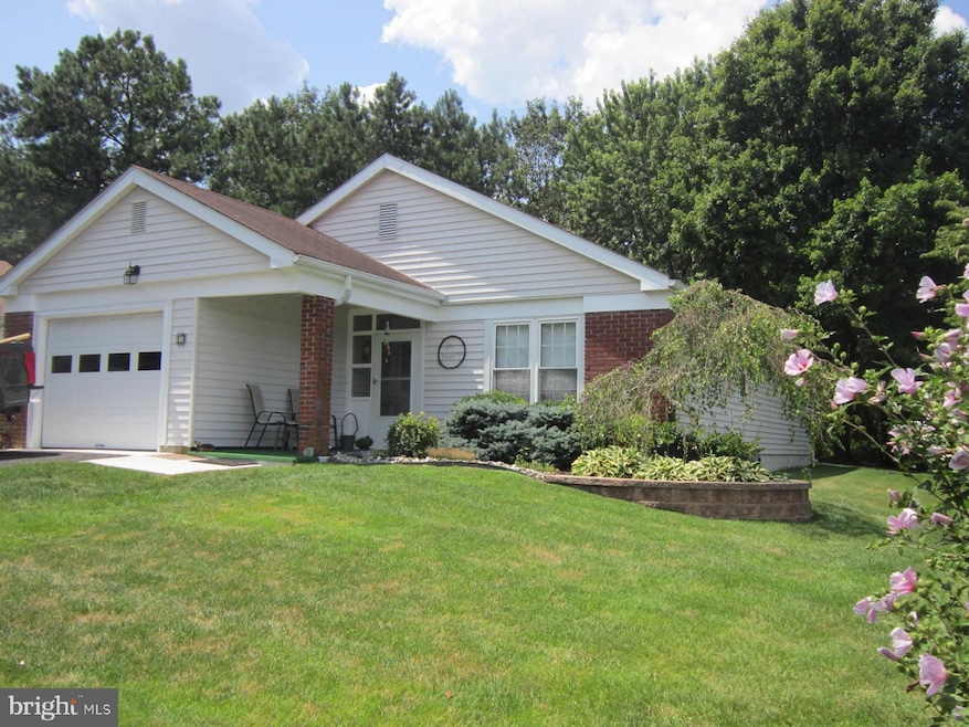 8 Stamford Place, Southampton, NJ 08088 - photo 1