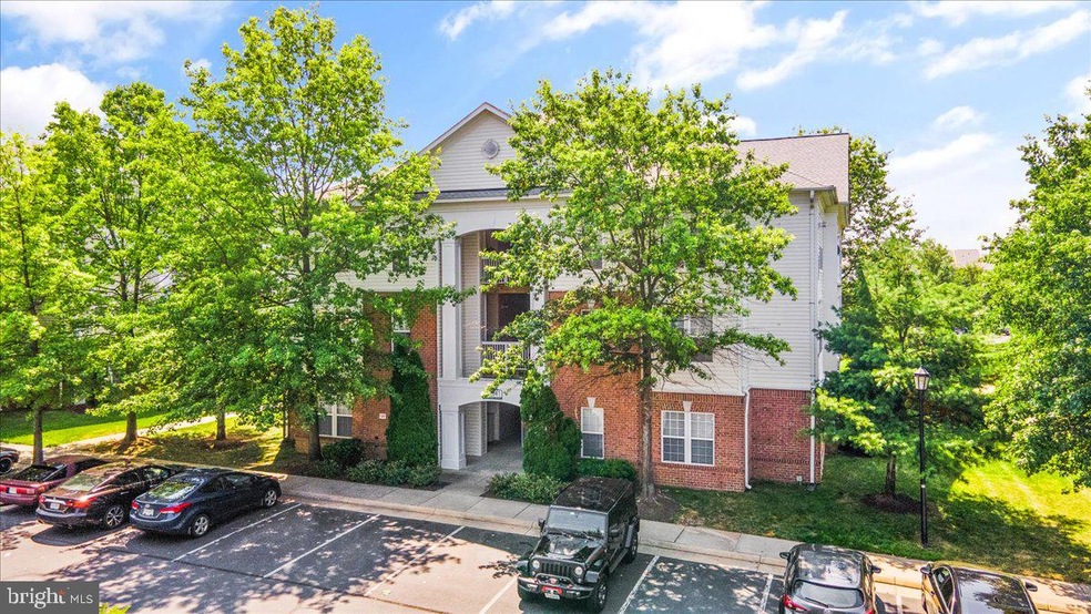 22641 Blue Elder Terrace unit 202, Ashburn, VA 20148 - photo 1