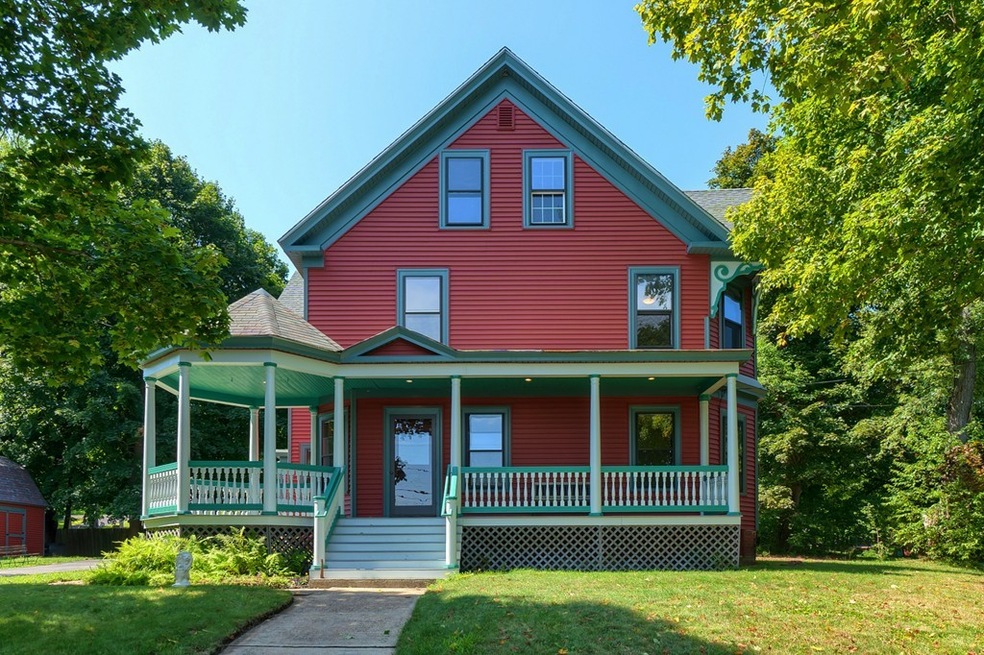 15 Minott St, Gardner, MA 01440 - photo 1