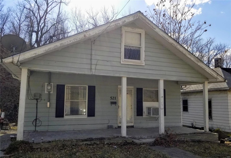 521 Riverside St, Hannibal, MO 63401 - photo 1