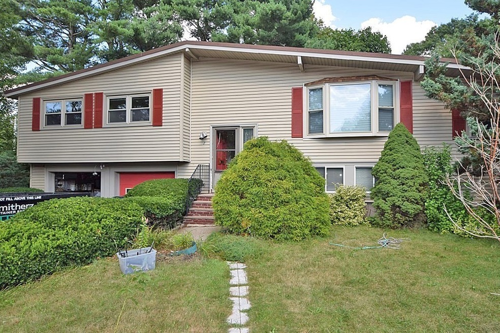 2 Jeanne Rd, Randolph, MA 02368 - photo 1