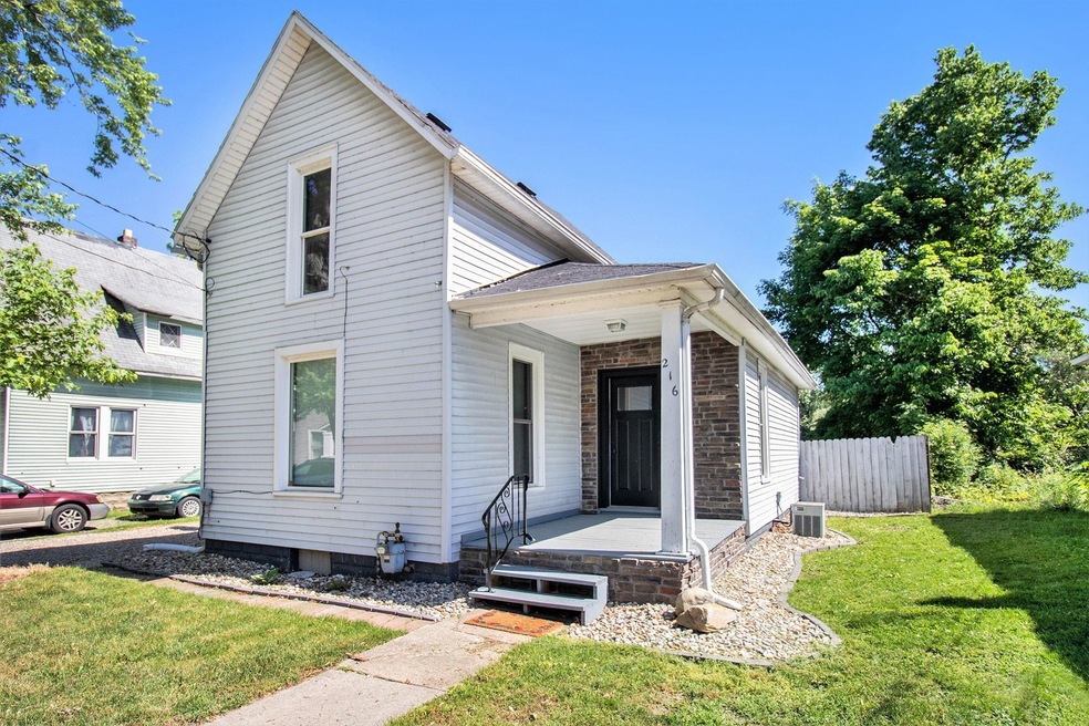 216 S Shore Dr, Elkhart, IN 46516 - photo 1