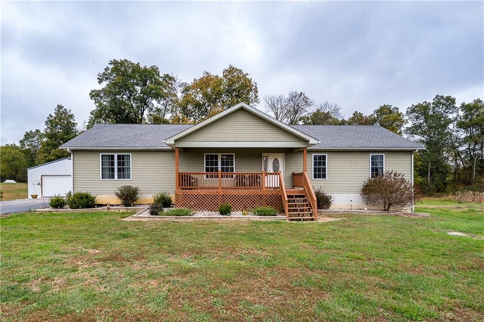 168 Stonybrook, Austin, IN 47102 - photo 1