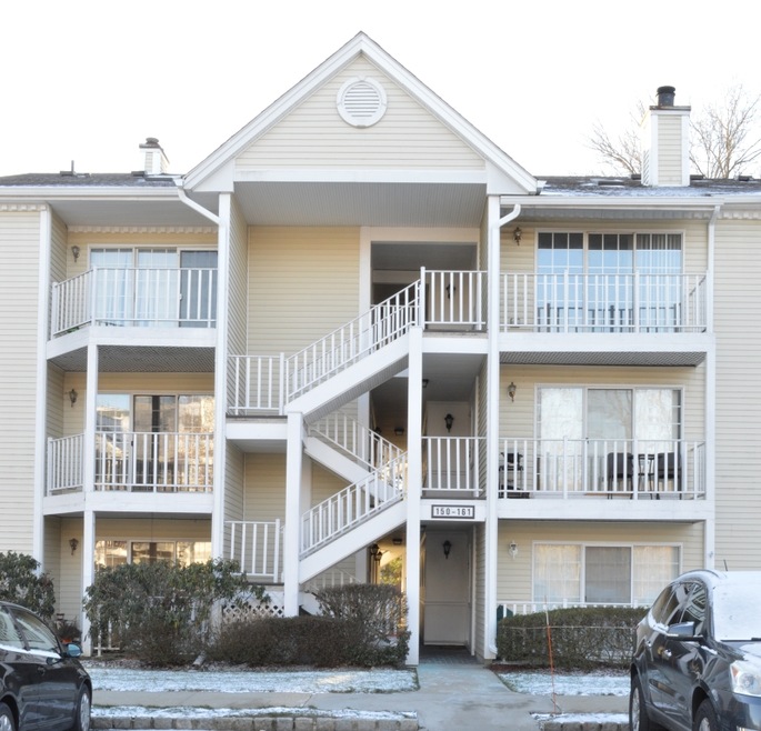 161 Linden St, Mahwah, NJ 07430 - photo 1