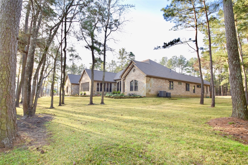 29802 Edgewater Dr, Magnolia, TX 77354 - photo 1