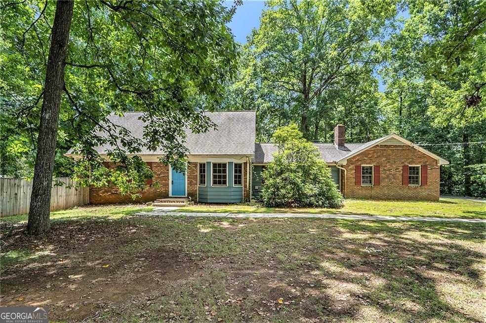 2921 Carriage Ct SW, Marietta, GA 30060 - photo 1