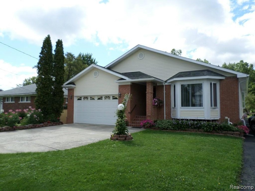 Front View of Home