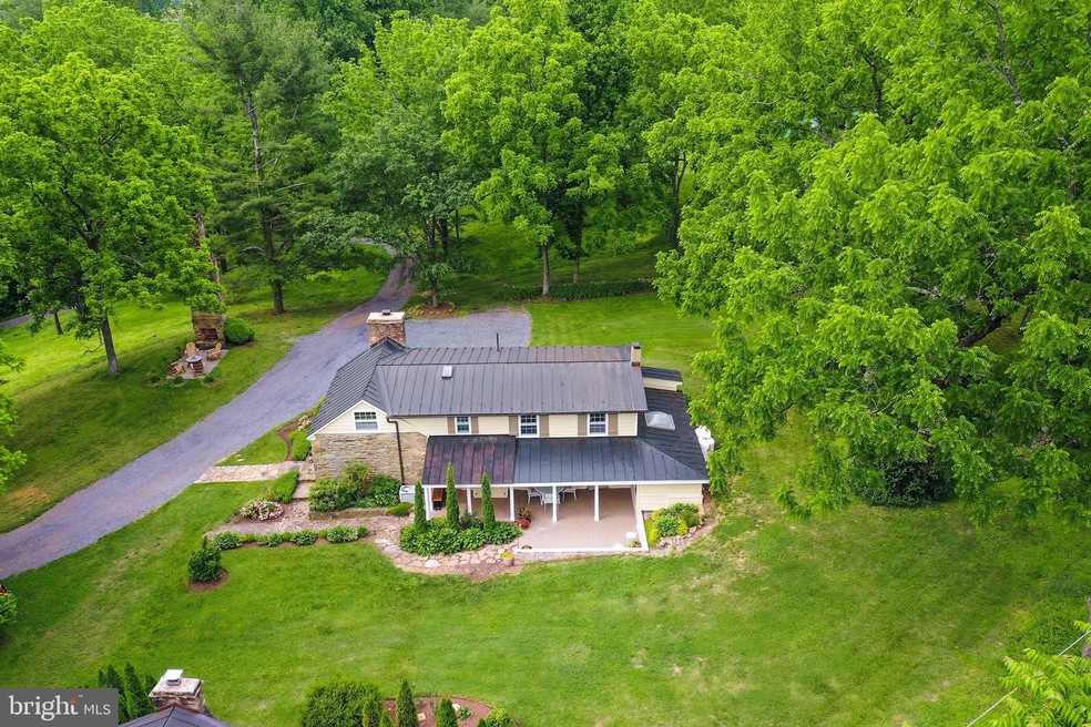 26 Evergreen Ln, Flint Hill, VA 22627 - photo 1