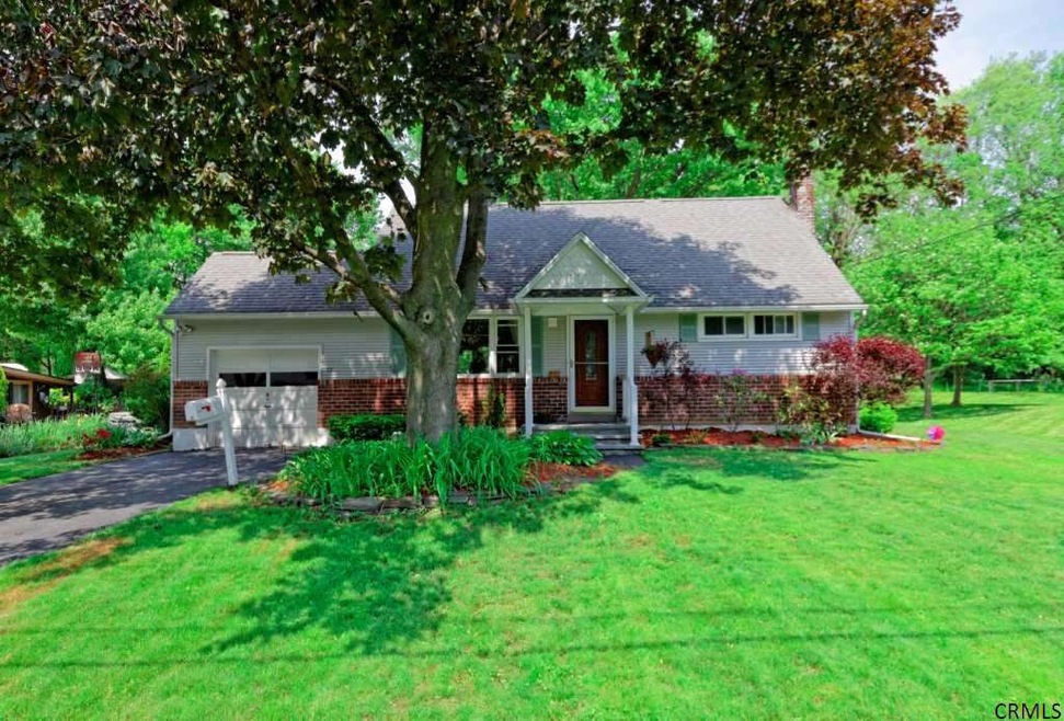 33 Jefferson Ave, Rensselaer, NY 12144 - photo 1