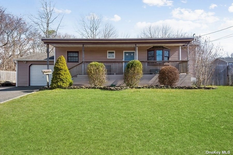 2819 Heather Ave, Medford, NY 11763 - photo 1