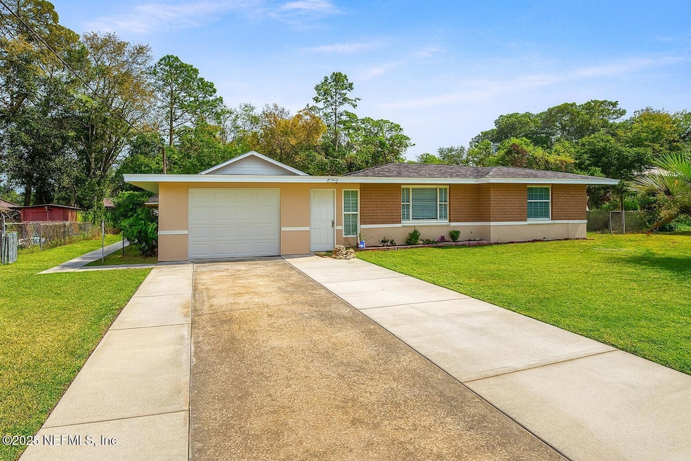 9565 Carbondale Dr W unit 2, Jacksonville, FL 32208 - photo 1