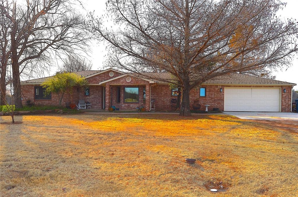 5232 E Tyler Dr, Tuttle, OK 73089 - photo 1