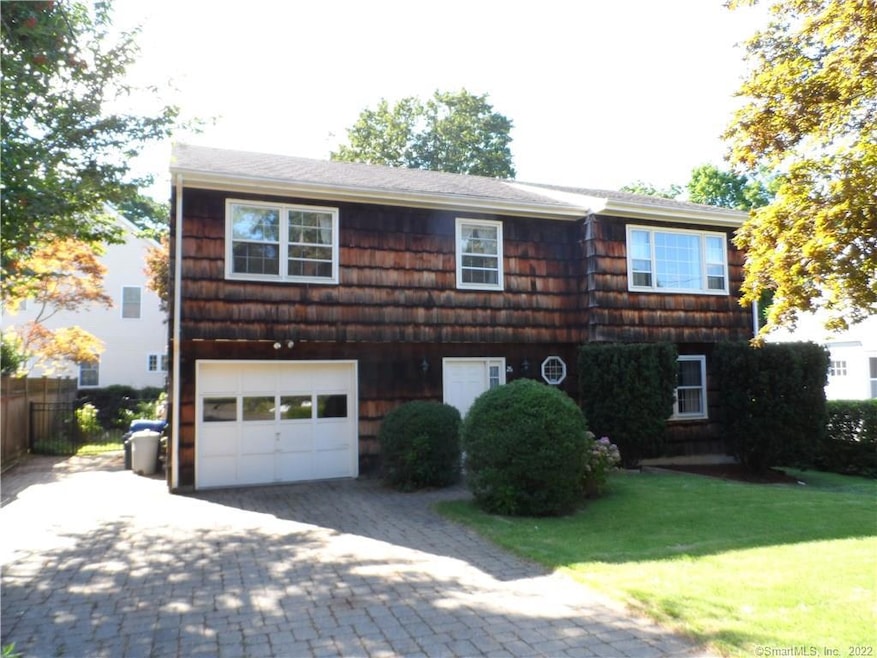 26 Pershing St, Norwalk, CT 06851 - photo 1