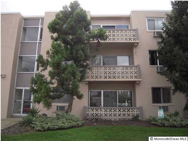 21 Leroy Place unit 3E, Red Bank, NJ 07701 - photo 1