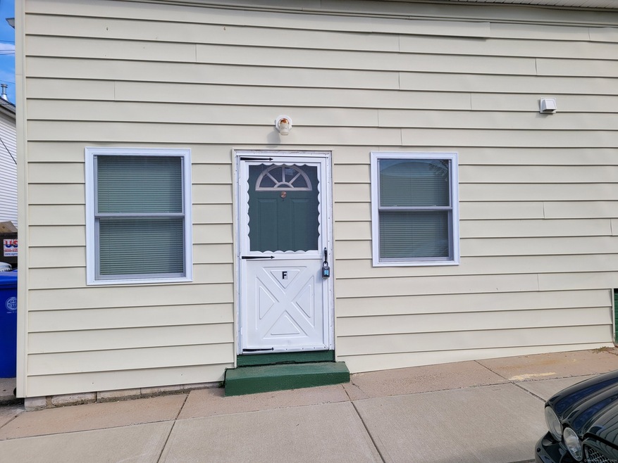 51 Church St unit 51-F, Enfield, CT 06082 - photo 1