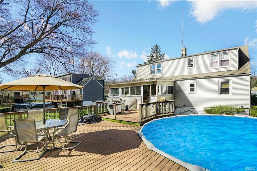 23 Edgewood Rd, Cortlandt Manor, NY 10567 - photo 1