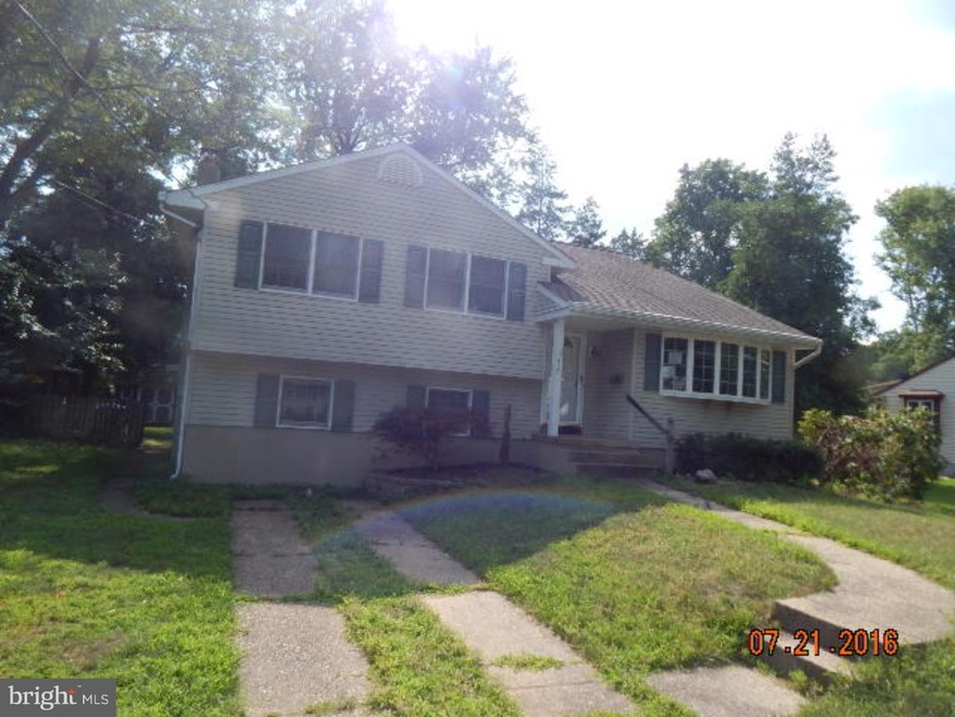 217 Fenimore Ln, Delanco, NJ 08075 - photo 1